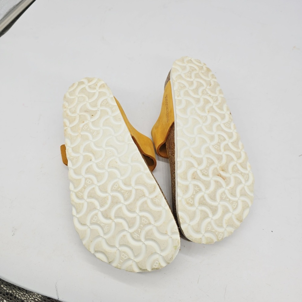 Birkenstock Sandals Womens 5 (36) Gizeh Big Buckle Nubuck Leather Apricot - Picture 7 of 7